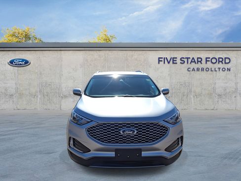 Used 2024 Ford Edge SEL w/ Convenience Package image 3