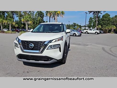 Used 2021 Nissan Rogue SV image 20