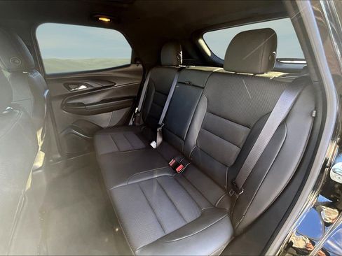 Used 2023 Chevrolet TrailBlazer RS w/ Sun and Liftgate Package image 14