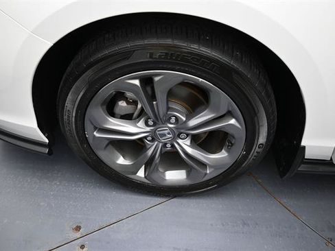 Used 2024 Honda Accord EX image 20