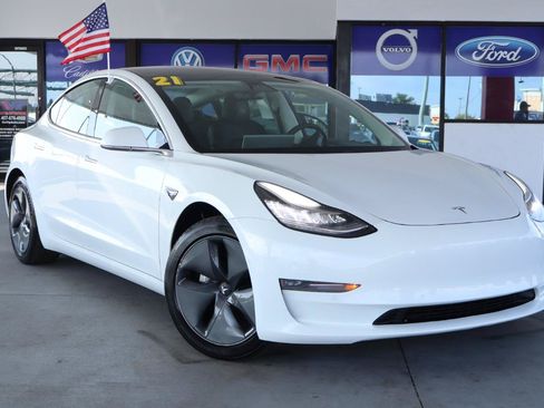 Used 2020 Tesla Model 3 Long Range AWD/4WD image 2