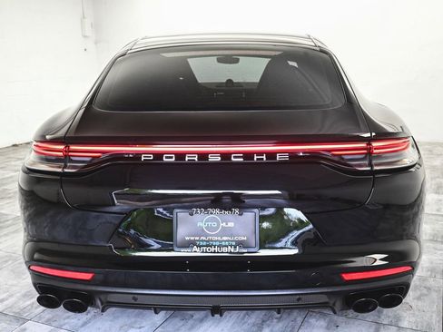 Used 2022 Porsche Panamera 4S AWD/4WD image 5