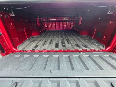 Used 2026 Chevrolet Colorado LT w/ LT Convenience Package AWD/4WD image 7