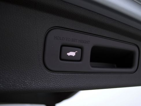 New 2026 Honda Odyssey Touring image 11