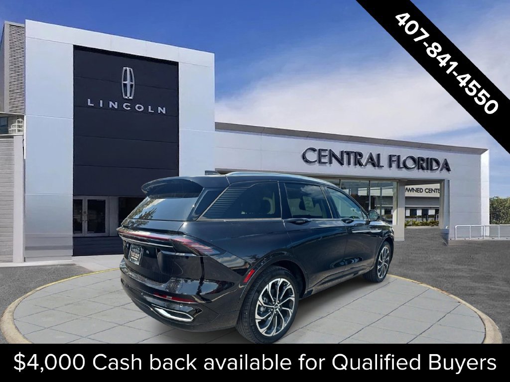 New 2026 Lincoln Nautilus Reserve AWD/4WD image 2