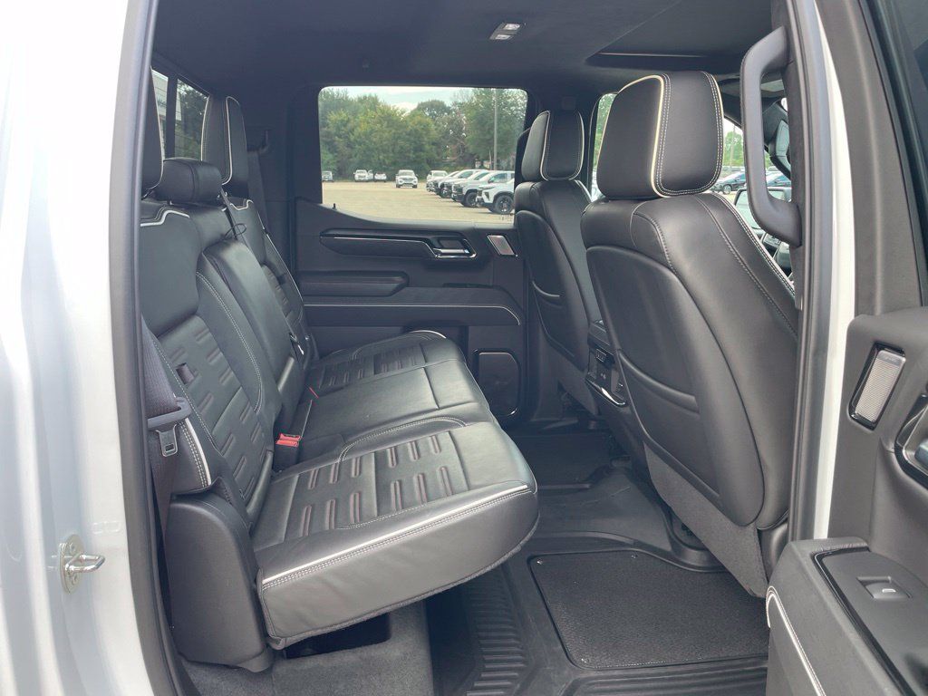 Used 2024 GMC Sierra 1500 AT4X AWD/4WD image 37