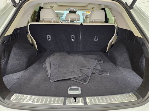 Used 2026 Genesis GV70 2.5T Select image 17