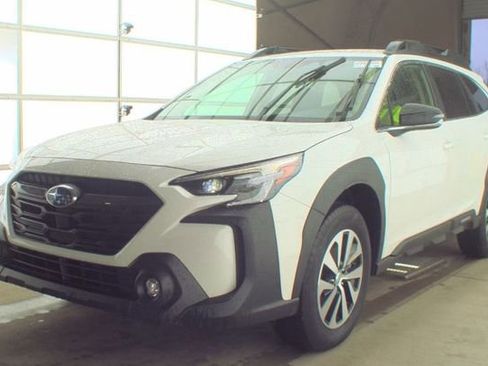 Used 2024 Subaru Outback Premium image 1