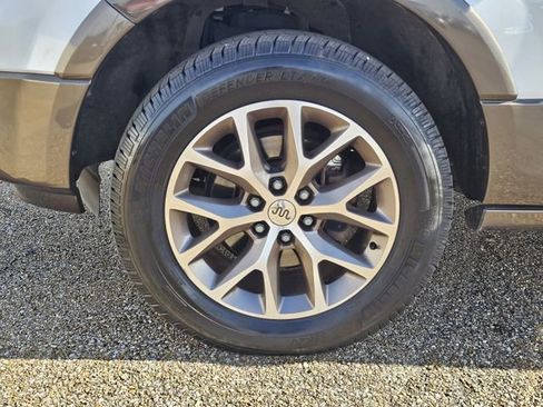 Used 2016 Ford Expedition King Ranch image 35