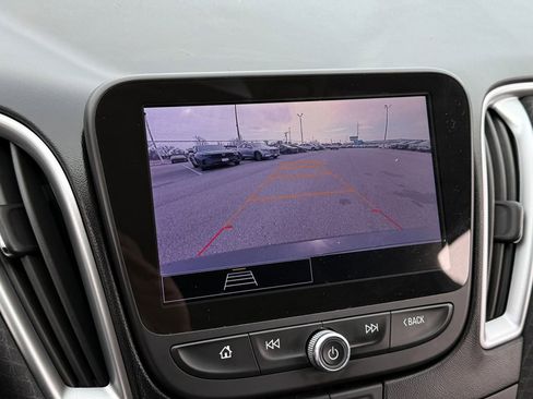 Used 2023 Chevrolet Malibu LT image 24