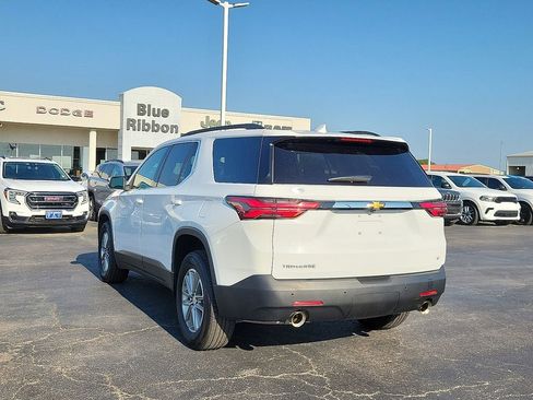 Used 2023 Chevrolet Traverse LT image 4