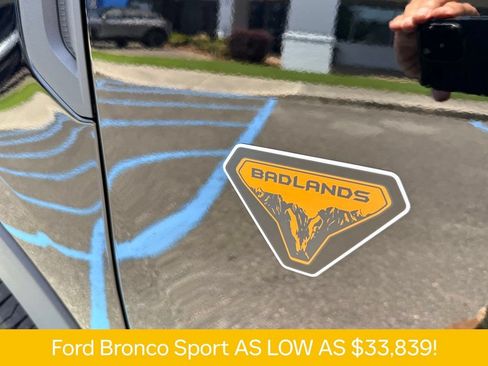 Used 2025 Ford Bronco Sport Badlands w/ Badlands Tech Package AWD/4WD image 37
