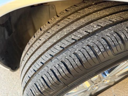 Used 2009 Cadillac DTS image 9