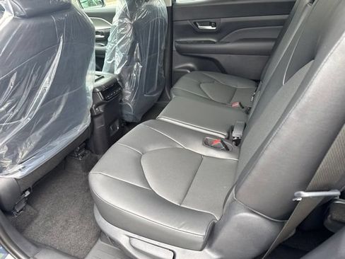 New 2026 Toyota Grand Highlander AWD image 5