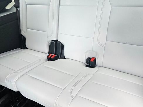 New 2026 Chevrolet Tahoe Premier image 9