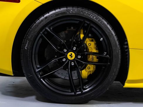 Certified 2019 Ferrari 488 GTB RWD image 59