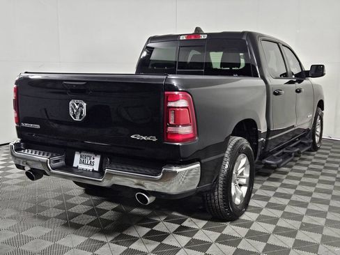 Used 2023 RAM 1500 Laramie AWD/4WD image 5