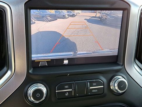 Used 2019 GMC Sierra 1500 SLE w/ SLE Value Package image 20