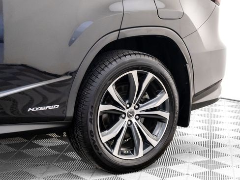 Used 2022 Lexus RX 450h AWD w/ Premium Package image 34