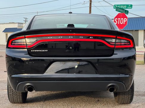 Used 2018 Dodge Charger Police w/ Fleet Safety Group RWD image 6