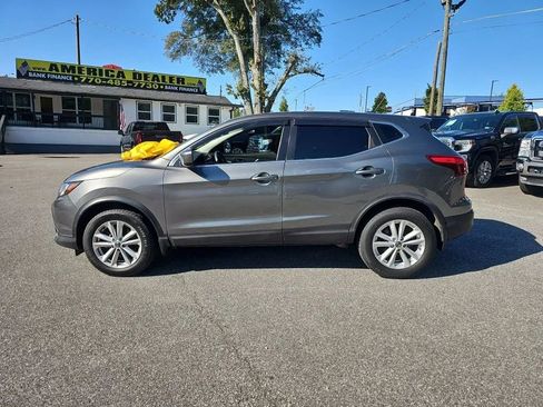 Used 2019 Nissan Rogue Sport S w/ Appearance Package image 7