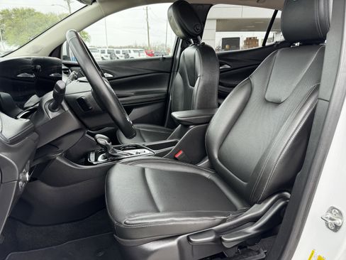 Used 2024 Buick Encore GX Sport Touring image 27