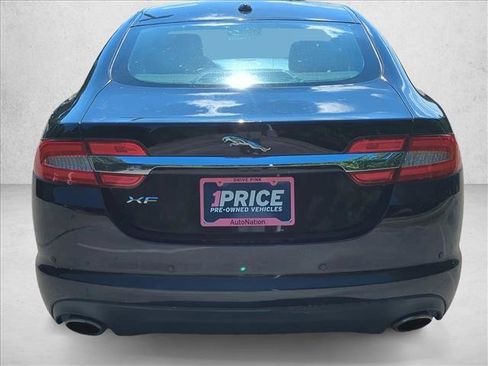 Used 2012 Jaguar XF RWD image 7