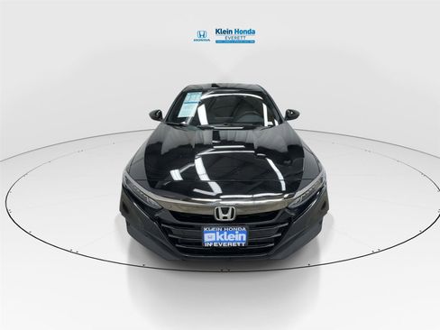 Used 2018 Honda Accord Sport image 5
