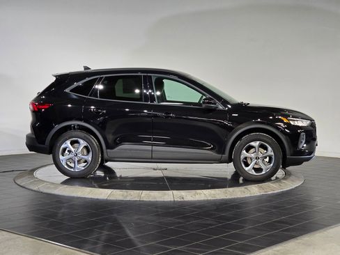 New 2025 Ford Escape ST-Line w/ Tech Pack #1 image 13