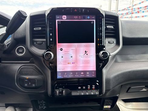 Used 2025 RAM 2500 Tradesman AWD/4WD image 16