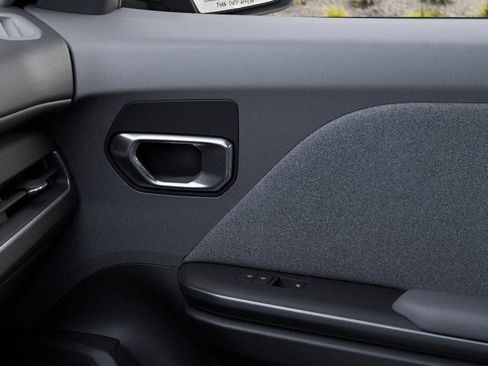 New 2025 Kia K4 EX image 25