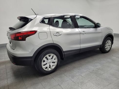 Used 2019 Nissan Rogue Sport S image 10