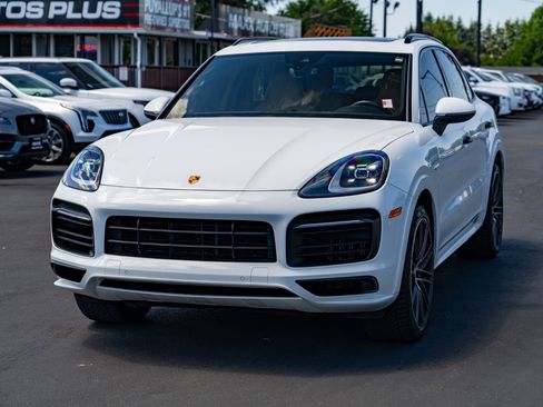 Used 2019 Porsche Cayenne E-Hybrid AWD/4WD image 5