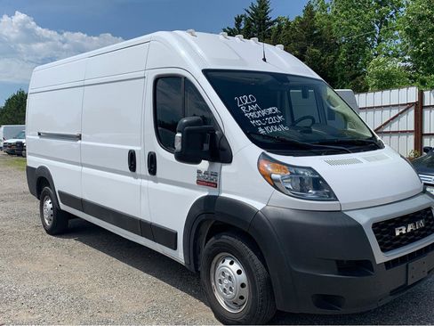 Used 2020 RAM ProMaster 2500 w/ Interior Convenience Group FWD image 3