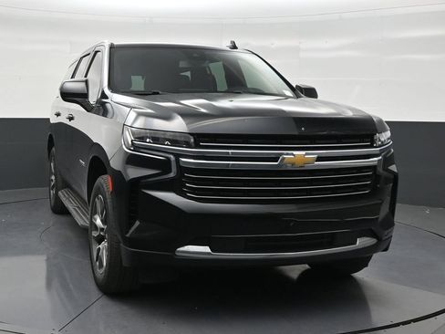 Used 2022 Chevrolet Tahoe LT w/ Luxury Package RWD image 7