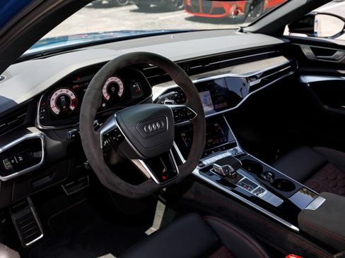 Used 2025 Audi RS 6 performance AWD/4WD image 33