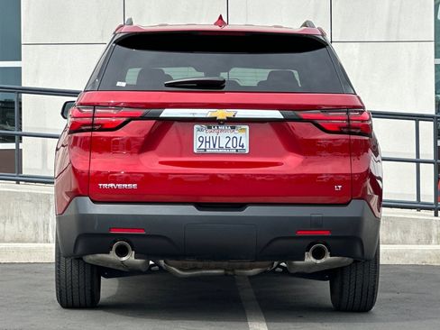 Used 2023 Chevrolet Traverse LT image 4