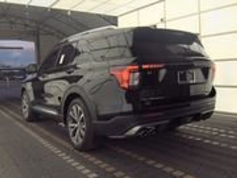 Used 2025 Ford Explorer Platinum w/ Ultimate Package RWD image 4