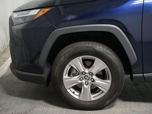 Used 2023 Toyota RAV4 XLE w/ Convenience Package FWD image 5