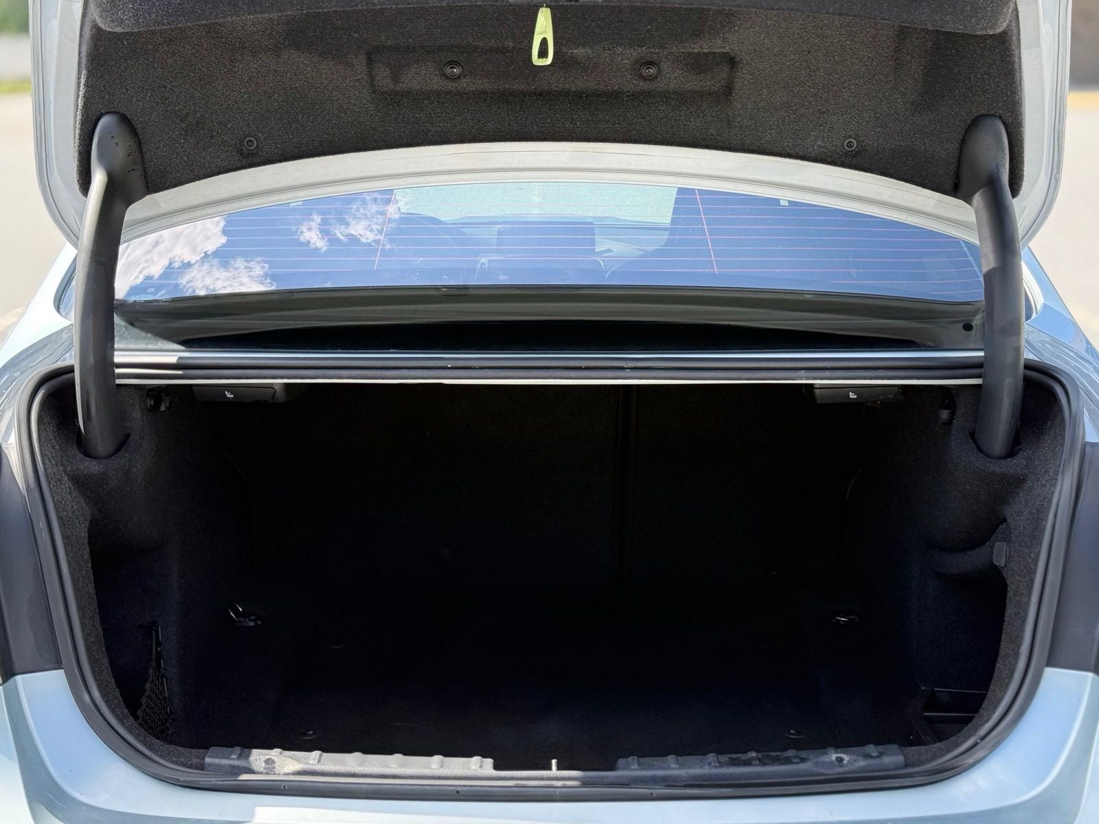 Used 2017 BMW M3 RWD image 49
