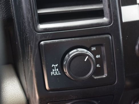 Used 2019 Ford F150 XL w/ Equipment Group 101A Mid AWD/4WD image 19