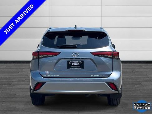 Used 2021 Toyota Highlander Platinum AWD/4WD image 4