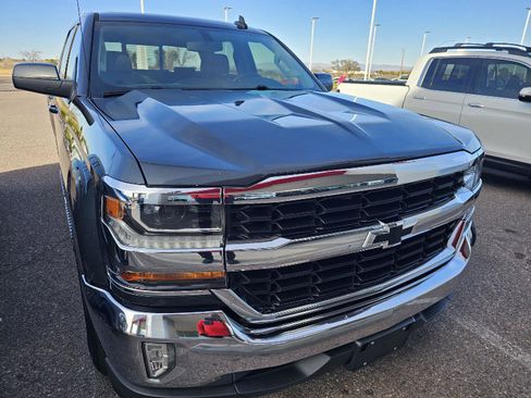 Used 2017 Chevrolet Silverado 1500 LT w/ All Star Edition image 12
