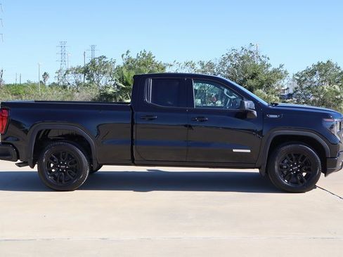 New 2025 GMC Sierra 1500 Elevation image 4