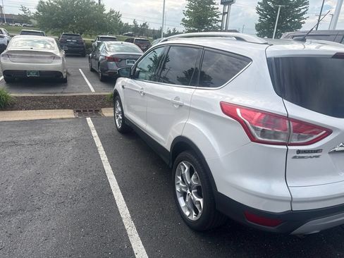 Used 2014 Ford Escape Titanium w/ Equipment Group 401A AWD/4WD image 7