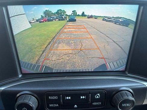 Used 2016 Chevrolet Silverado 2500 LT w/ LT Convenience Package AWD/4WD image 4