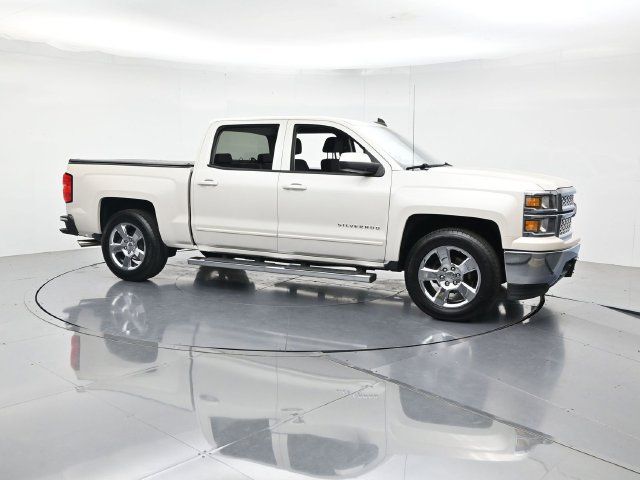 Used 2015 Chevrolet Silverado 1500 LT RWD image 3