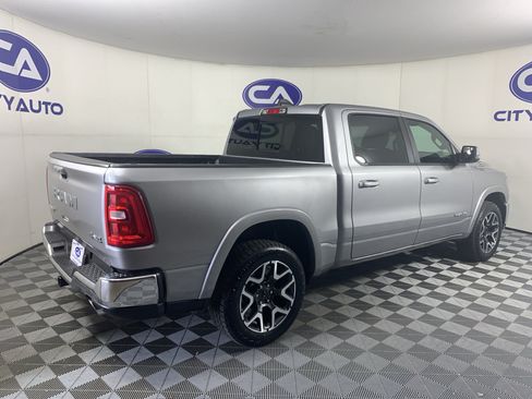 Used 2025 RAM 1500 Laramie AWD/4WD image 3