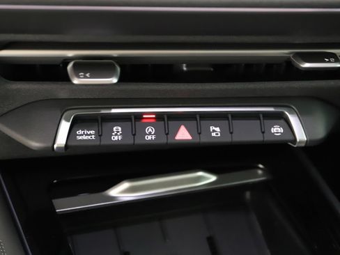 New 2026 Audi Q3 quattro 2.0T AWD/4WD image 28
