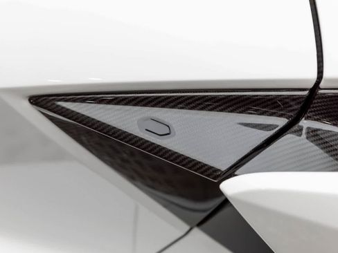 Used 2024 Lamborghini Revuelto image 51